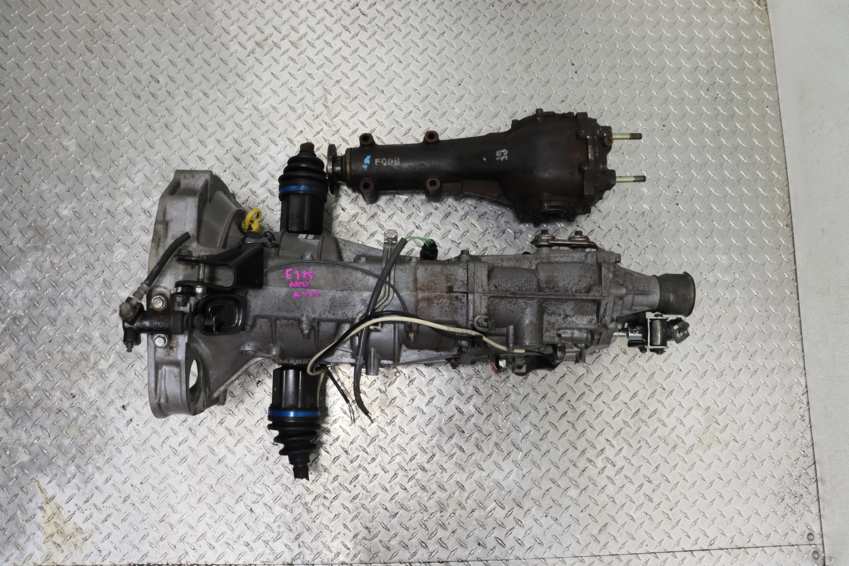 1999–2005 Subaru Legacy Outback Impreza 2.5L AWD Manual Transmission Non-Turbo OEM 5-Speed - Image 4