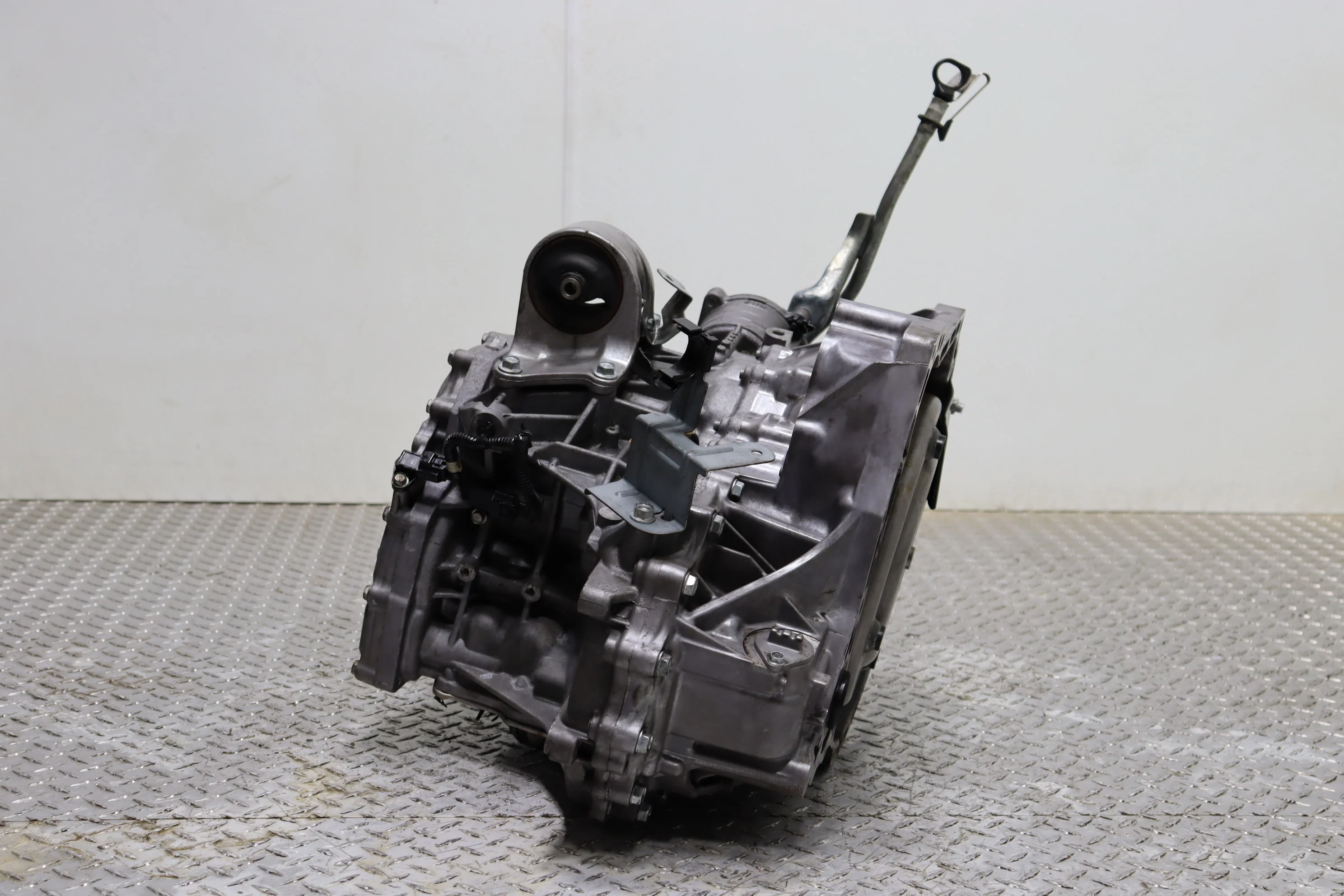 2002–2006 Nissan Altima OEM Automatic Transmission FWD QR25DE 2.5L 4-Cylinder JDM - Image 4