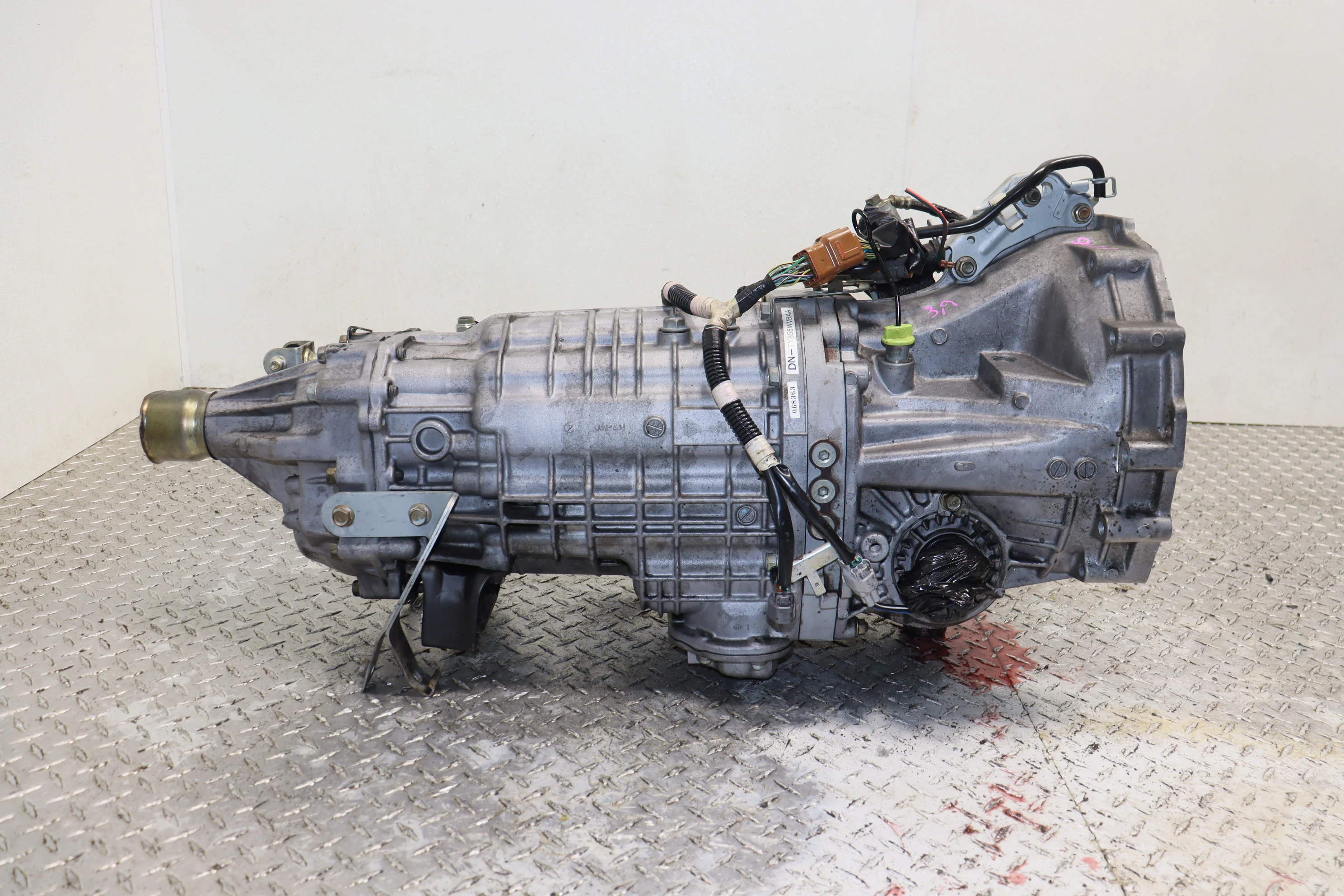 2004-2005 Subaru Legacy 3.0 or Specs.B 6Speed Manual Transmission -TY856WVBAA - Image 11
