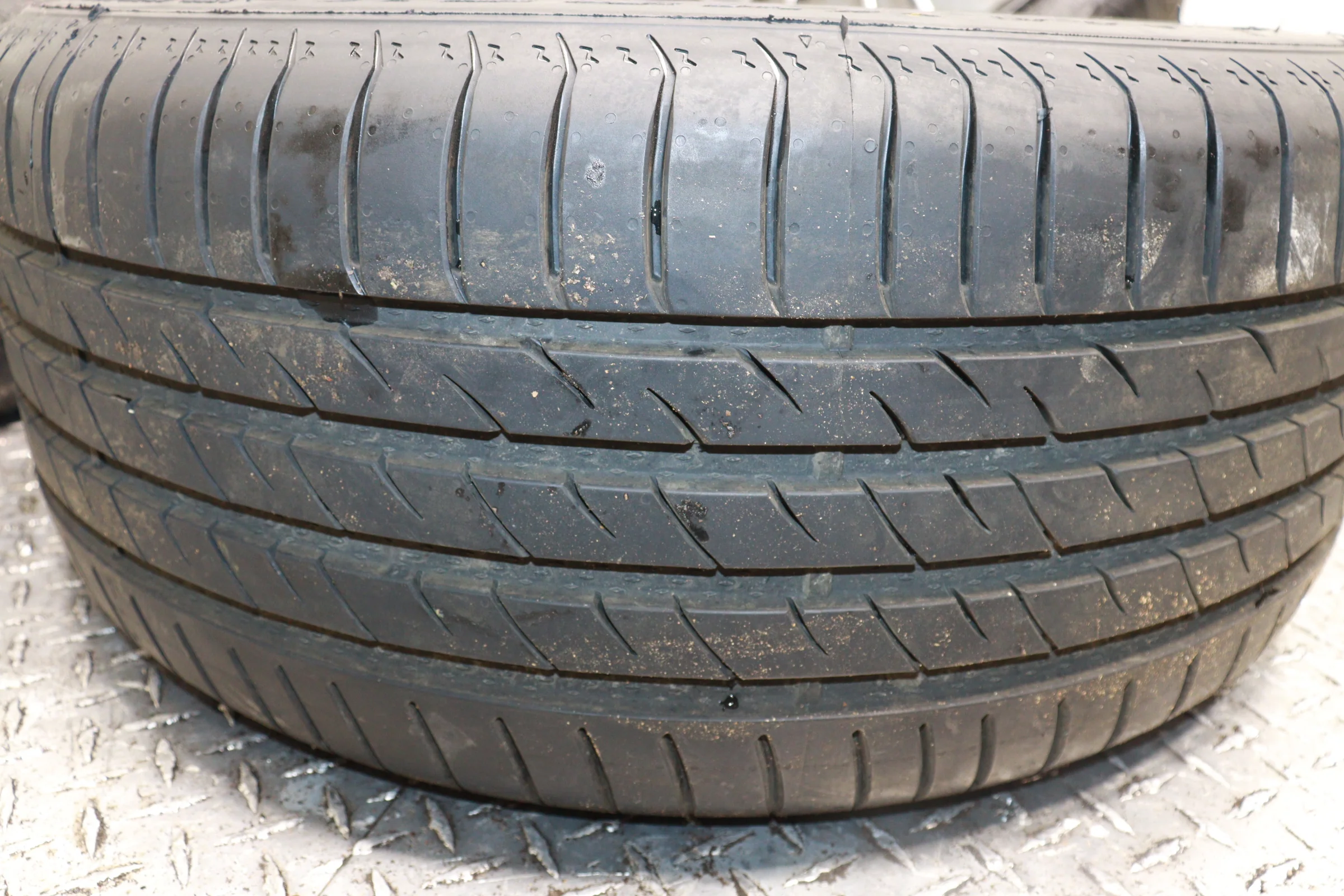 2008‑2014 Subaru WRX STI 18″ Wheels – 245/40R18 Tires – OEM - Image 12