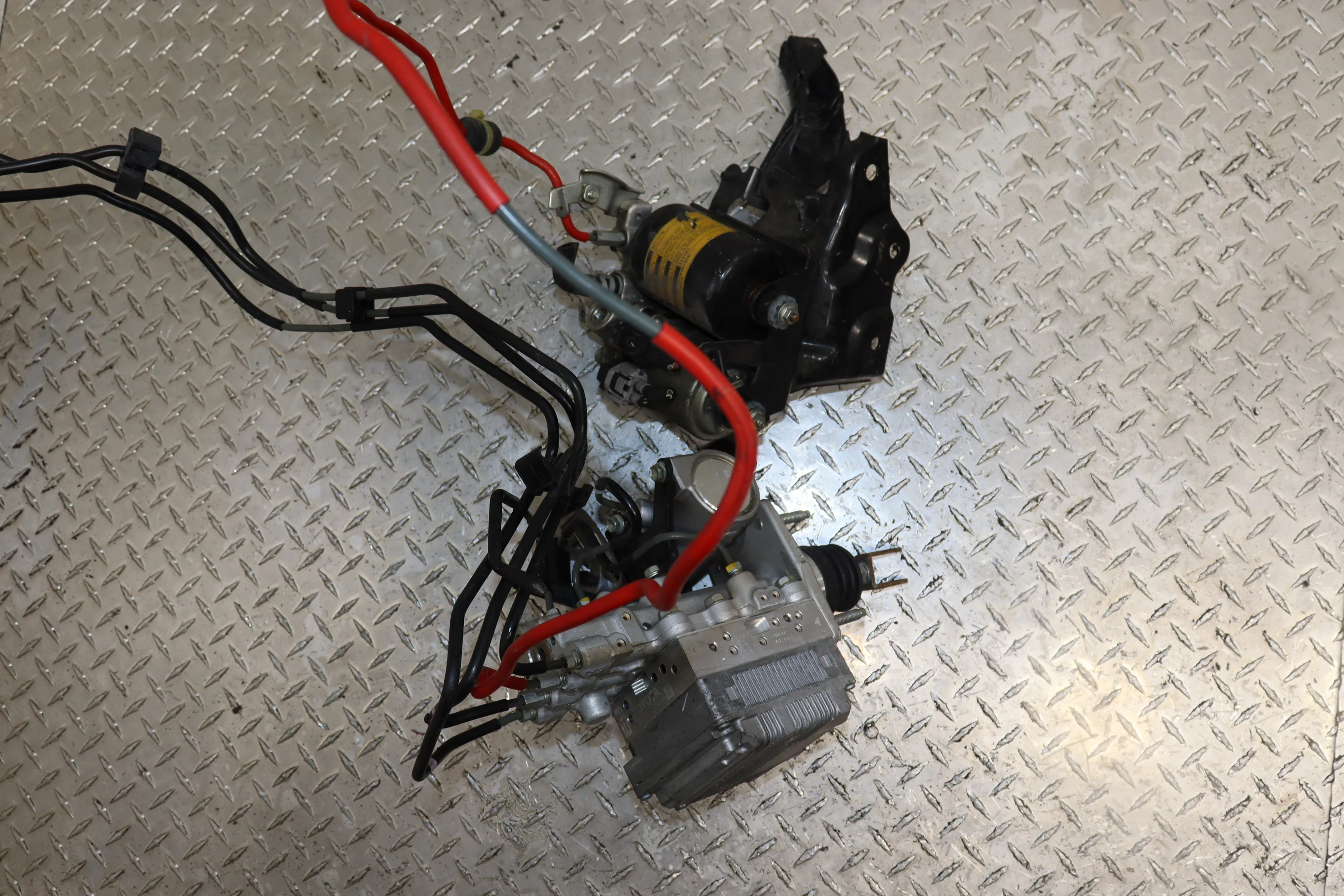 2010 2011 2012 2013 2014 2015 Toyota Prius Hybrid ABS Pump Anti-Lock Brake System OEM 47210-47310 - Image 7