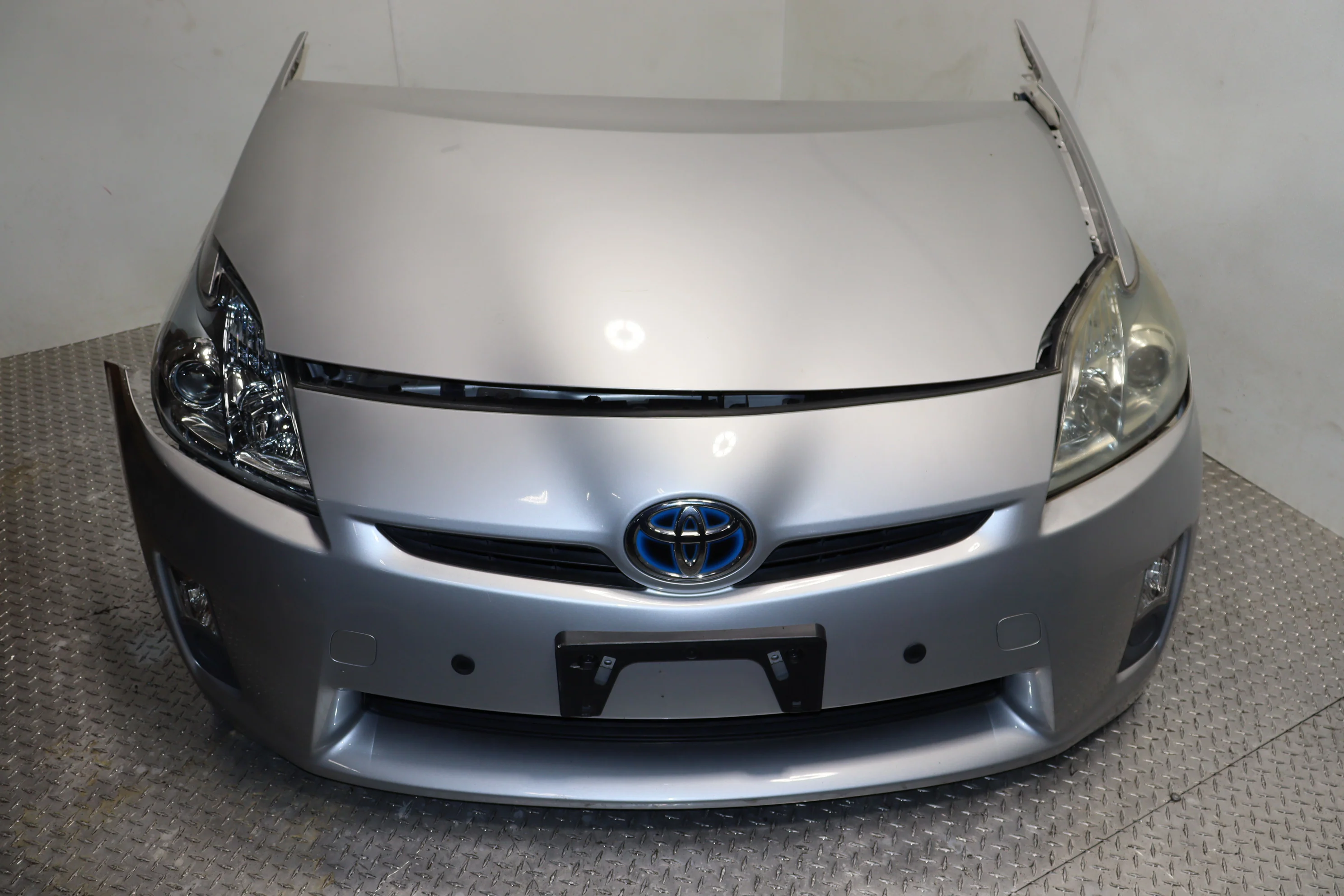 2010–2015 Toyota Prius OEM Front End Conversion Front Clip Assembly - Image 5