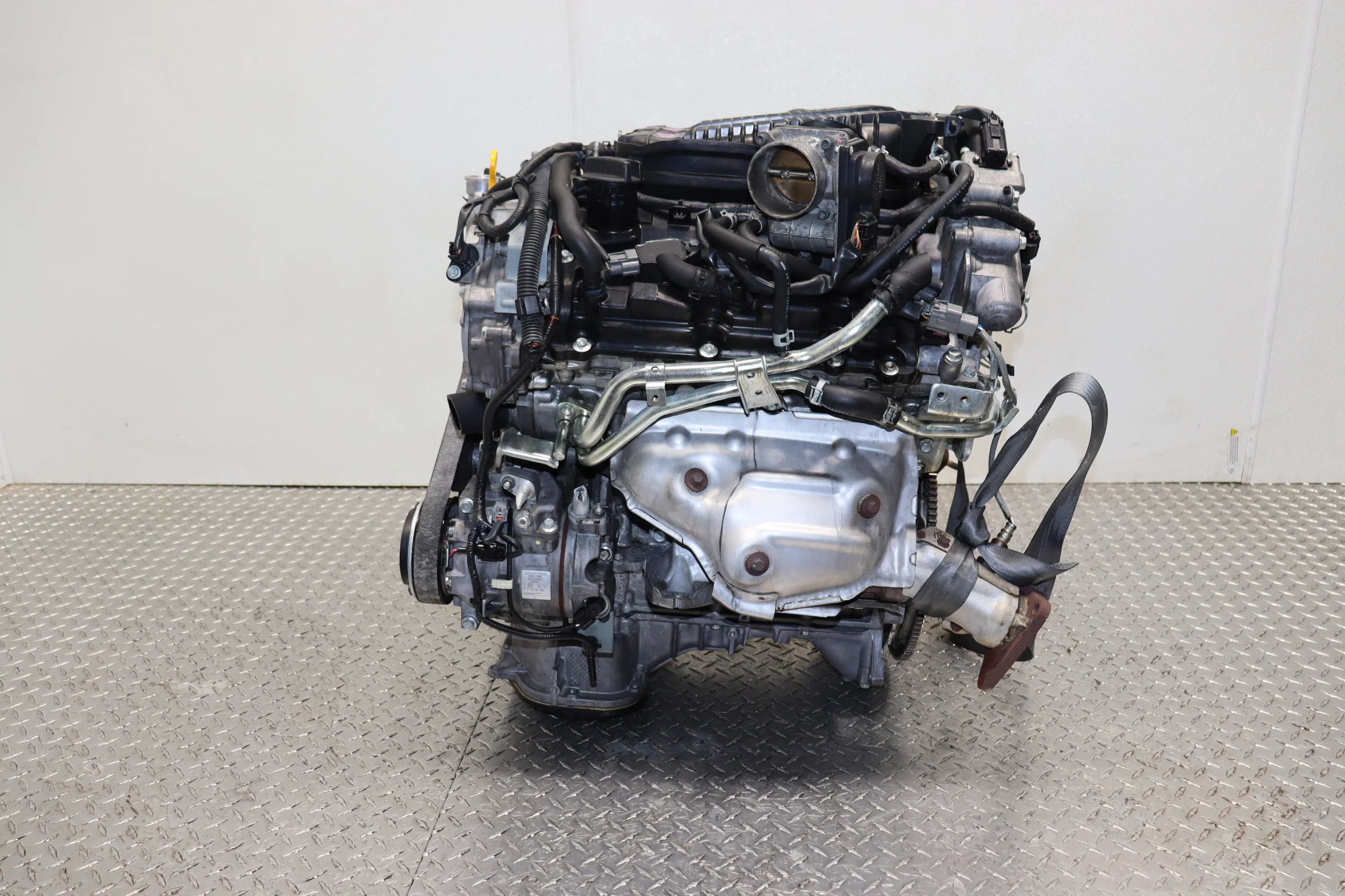 2014–2015 Infiniti Q50 3.7L V6 Engine Motor VQ37VHR RWD JDM - Image 5