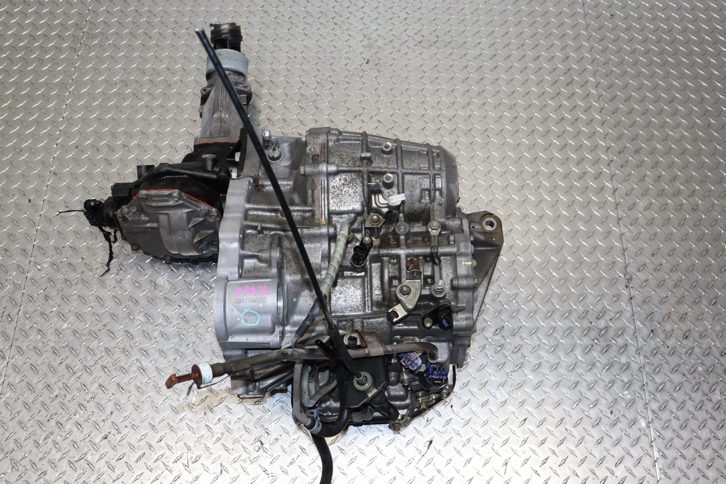 JDM 1MZ-FE Automatic AWD Transmission - 1999-2003 Lexus RX300 - Toyota Highlander - Sienna 3.0L V6 VVT-i - Image 3