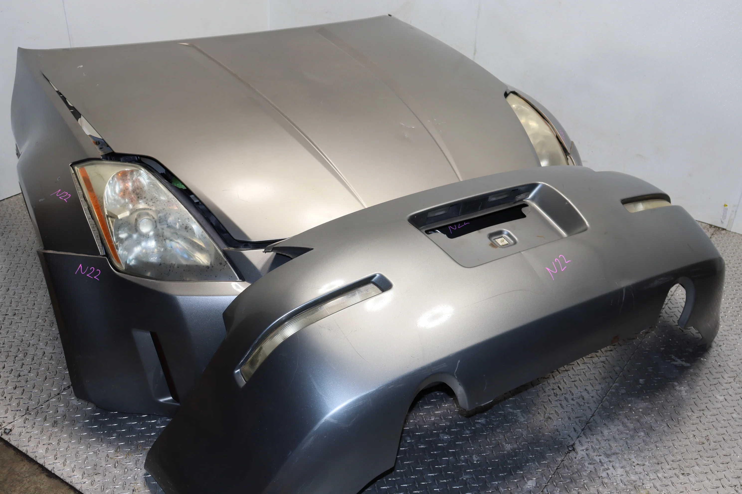 JDM 2003-2006 Nissan 350Z OEM Complete Front End Nose Cut - Image 8