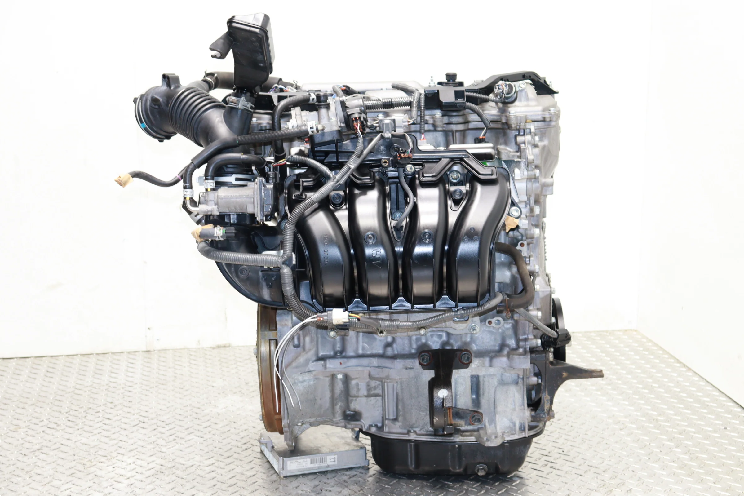 JDM 2013–2018 Toyota Camry Hybrid Engine – 2AR-FXE 2.5L 4 Cylinder - Image 3