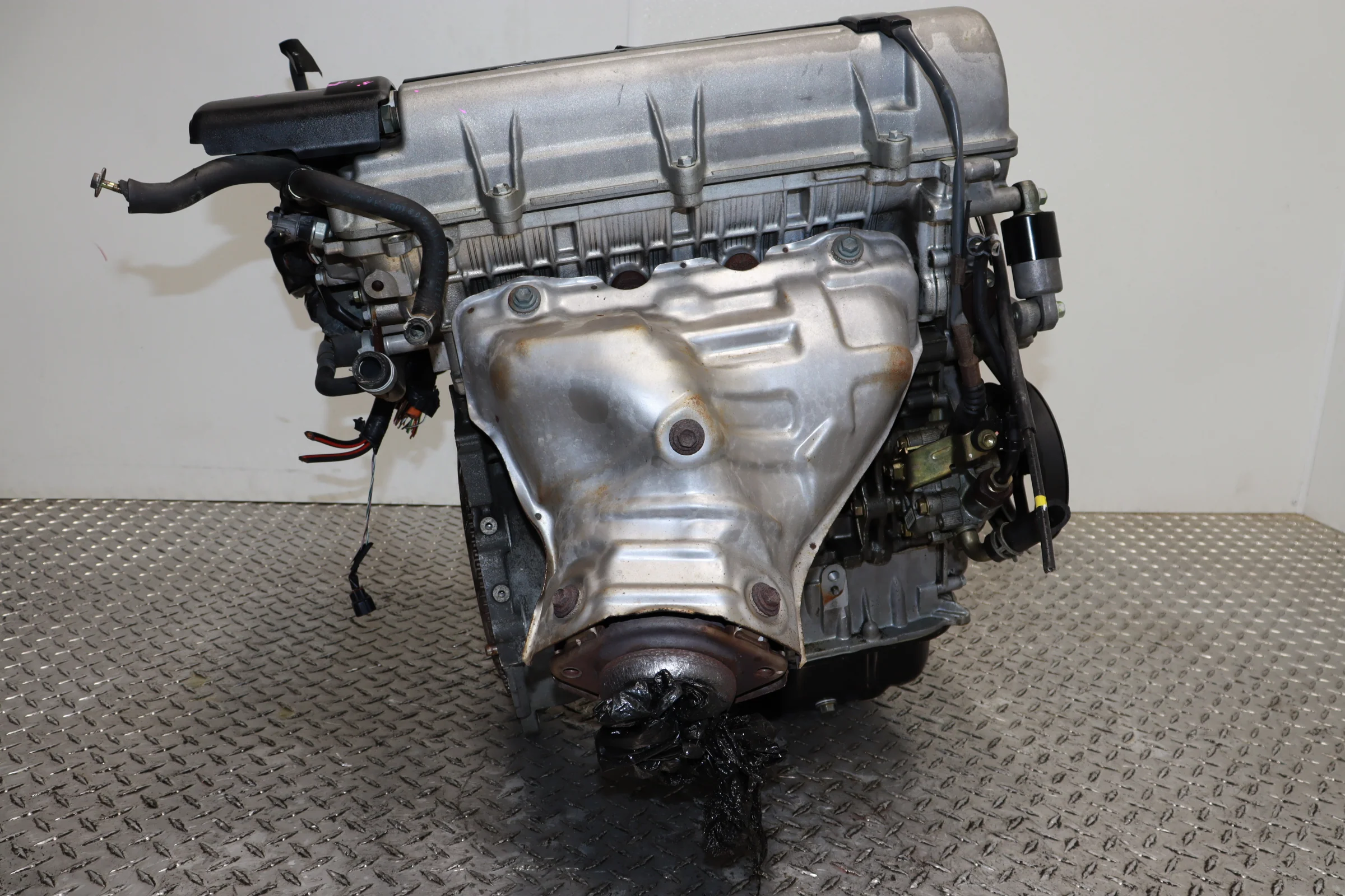 JDM 2ZZ-GE 2000 - 2005 TOYOTA CELICA GTS / COROLLA XRS / MATRIX 1.8L 4CYL DOHC VVTL-I ENGINE ONLY YAMAHA HEAD - Image 6