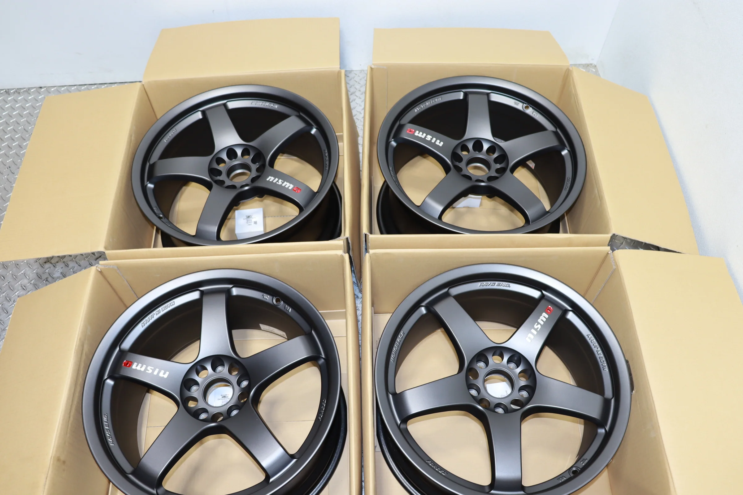 Nismo LMG T4 EVO Staggered Wheel Set – 19x9.5 +30 / 19x10 +25 – Matte Gun Black – 5x114.3 - Image 9