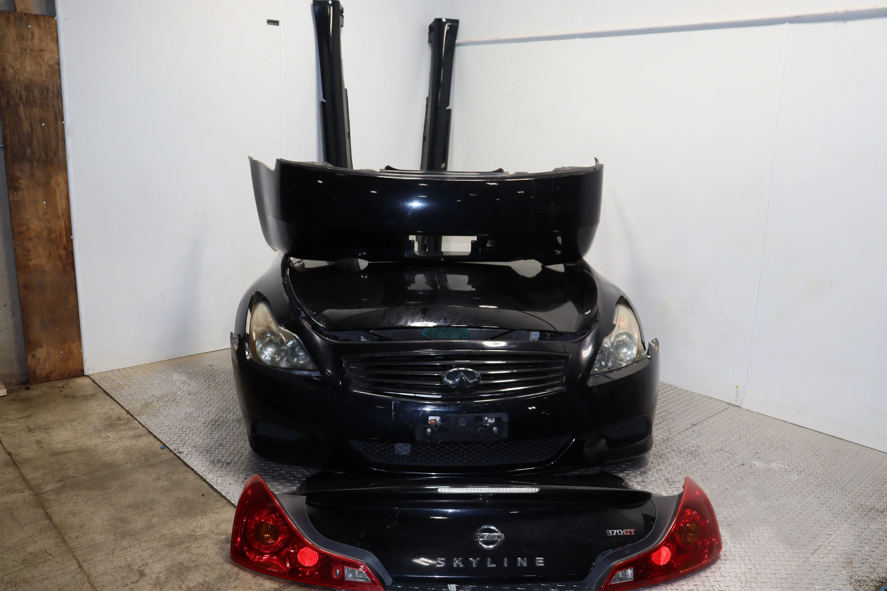 2010-2015 Nissan Skyline 370GT Infiniti G37 Coupe JDM Complete Front End Nose Cut - Image 2